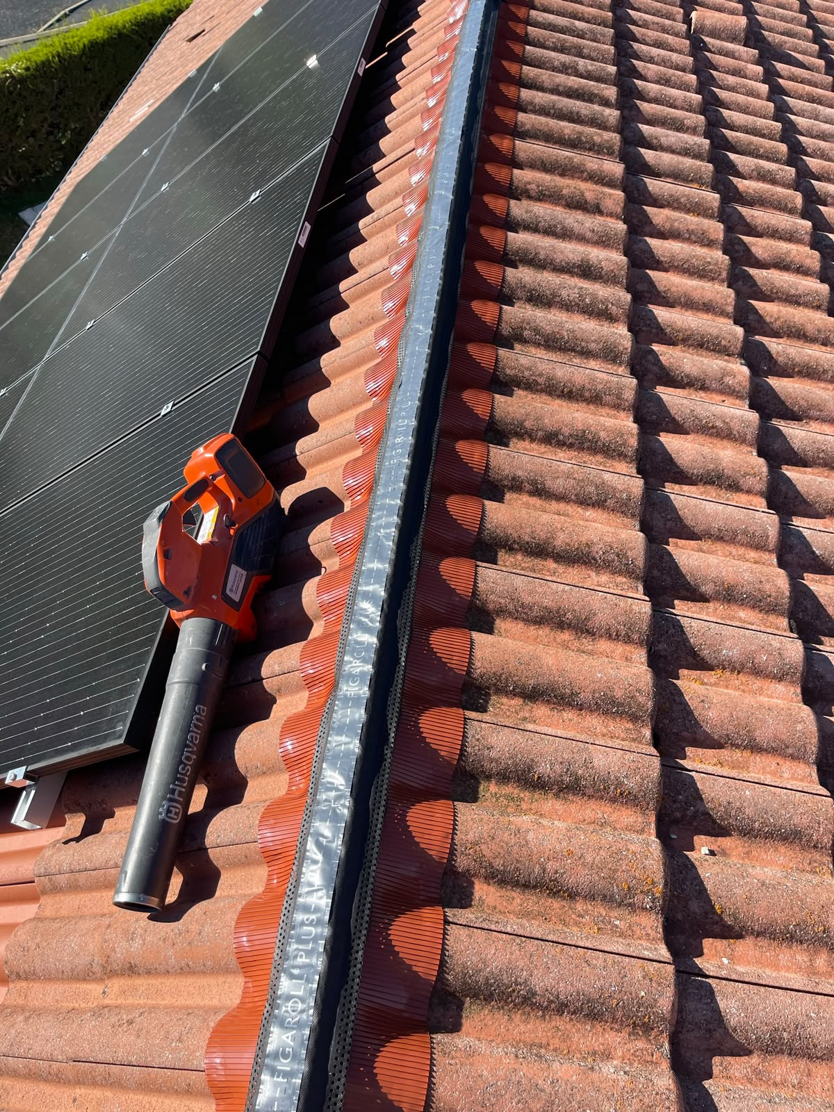 Pose de closoir ventilé en faîtage